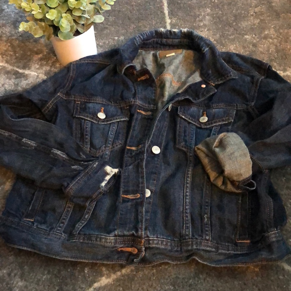 AEO Boyfriend Distressed Denim Jacket